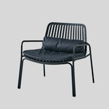 Elegant Lounge Chair - Modern Comfort for Indoor and Outdoor Spaces - StoolTopia